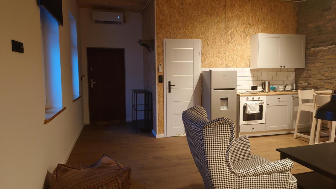 Apartamenty Stonehenge ซอสนอวีแยตส์ ภายนอก รูปภาพ