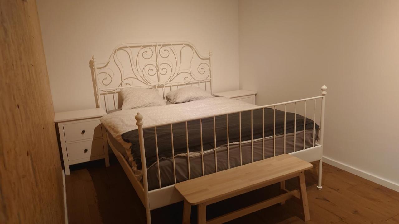 Apartamenty Stonehenge ซอสนอวีแยตส์ ภายนอก รูปภาพ