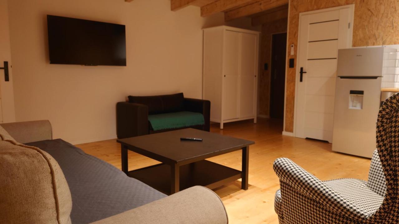 Apartamenty Stonehenge ซอสนอวีแยตส์ ภายนอก รูปภาพ